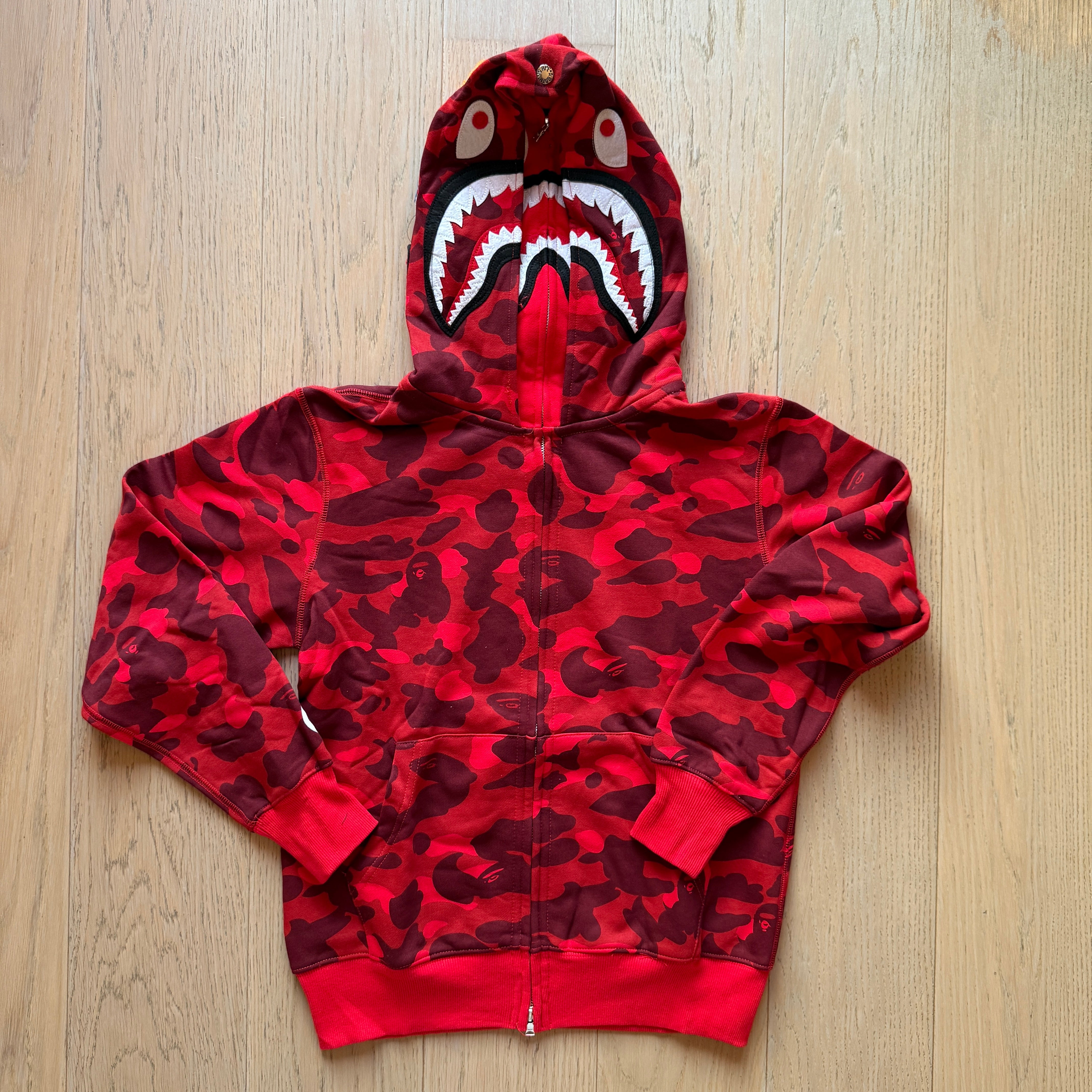 Bape Hoodie - EestiLeiud